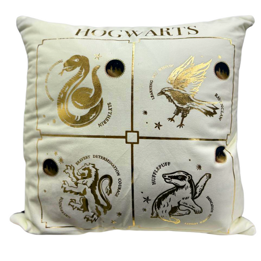 Almofada Harry Potter 40x40cm Quadrada Castelo Hogwarts Casas Escolas