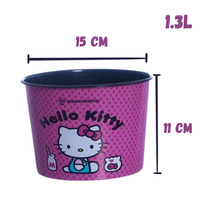Kit Pipoca Hello Kitty com Almofada, Balde 1,3L e Copo 400ml + Brinde