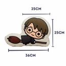 Almofada Harry Potter 3D Formato Voando em Veludo com Fibra Decoração + Brinde Especial